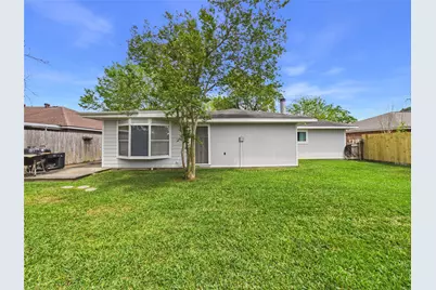 2818 New England Court, Webster, TX 77598 - Photo 37