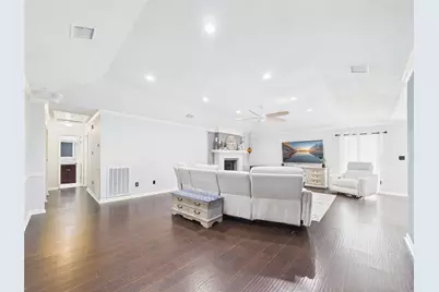 2818 New England Court, Webster, TX 77598 - Photo 19