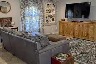 1002 Washington St, Brenham, TX 77833 - Photo 3