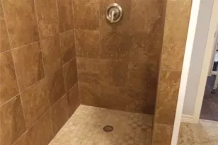 1002 Washington St, Brenham, TX 77833 - Photo 13