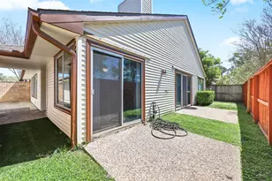 1710 Barleton Way, Houston, TX 77058 - Photo 35