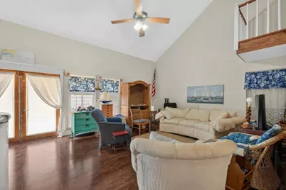 16610 Bahama Way, Jamaica Beach, TX 77554 - Photo 15