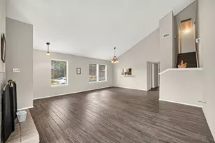 7895 Green Lawn Dr, Houston, TX 77088 - Photo 5