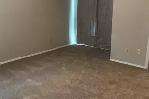 7895 Green Lawn Dr, Houston, TX 77088 - Photo 7