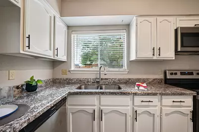 7895 Green Lawn Drive #7895, Houston, TX 77088 - Photo 13