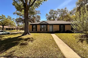 738 Beachcomber Ln, Houston, TX 77062 - Photo 1