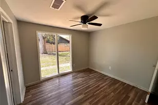 738 Beachcomber Ln, Houston, TX 77062 - Photo 13