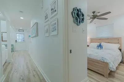 13826 Pirates Beach Boulevard, Galveston, TX 77554 - Photo 35