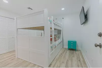 13826 Pirates Beach Boulevard, Galveston, TX 77554 - Photo 29