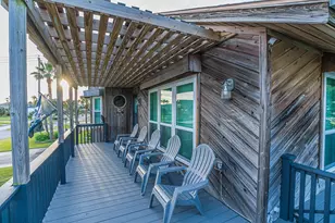 13826 Pirates Beach Blvd, Galveston, TX 77554 - Photo 5