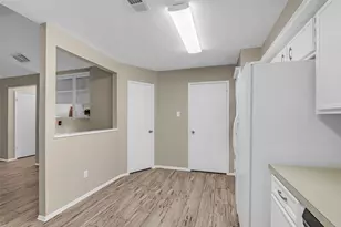 11827 Brook Meadows Ln, Meadows Place, TX 77477 - Photo 19