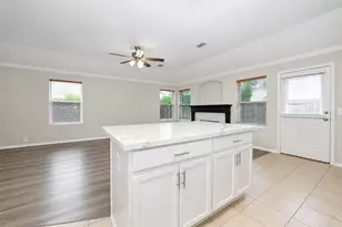 4815 Cliffpoint Ct, Katy, TX 77449 - Photo 7