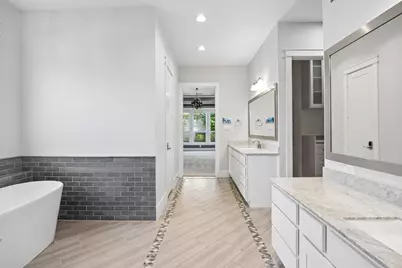 8558 Ridgepoint Drive, Houston, TX 77055 - Photo 19
