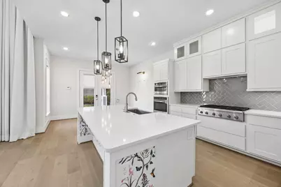 8558 Ridgepoint Drive, Houston, TX 77055 - Photo 9