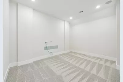 8558 Ridgepoint Drive, Houston, TX 77055 - Photo 27