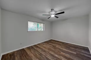 107 Shadylyn Dr, Conroe, TX 77304 - Photo 27