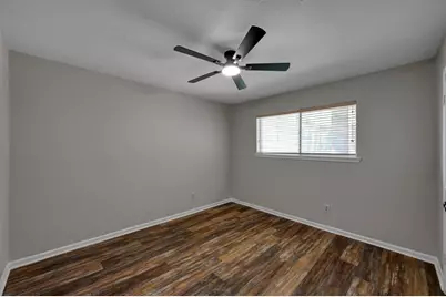 107 Shadylyn Drive, Conroe, TX 77304 - Photo 29
