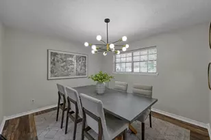 107 Shadylyn Dr, Conroe, TX 77304 - Photo 13