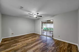 107 Shadylyn Dr, Conroe, TX 77304 - Photo 23