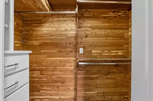 1007 Grovewood Ln, Houston, TX 77008 - Photo 21