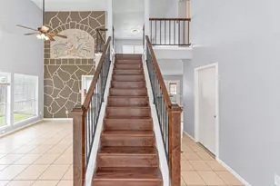 12027 Huntington Park Dr, Houston, TX 77099 - Photo 11