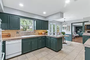 13710 Balmore Circle, Houston, TX 77069 - Photo 19