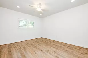 12730 Ridgelow Ln, Houston, TX 77070 - Photo 21