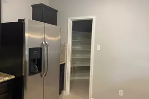 3010 Village Creek Dr, Katy, TX 77494 - Photo 9