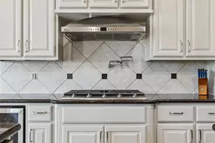 8411 Middle Canyon Rd, Katy, TX 77494 - Photo 25