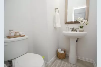 5210 Bartlett Vista Court, Fulshear, TX 77441 - Photo 9