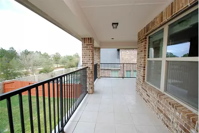 5210 Bartlett Vista Court, Fulshear, TX 77441 - Photo 23