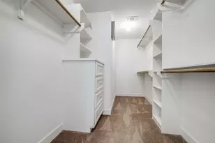 2710 Hullsmith Dr, Houston, TX 77063 - Photo 25