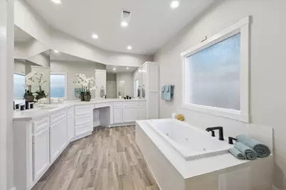8802 Robindell Drive, Houston, TX 77074 - Photo 19