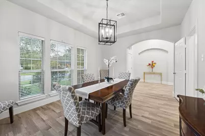 8802 Robindell Drive, Houston, TX 77074 - Photo 9