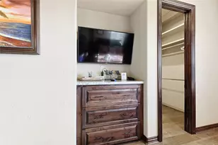 680 Villa Dr, Crystal Beach, TX 77650 - Photo 25