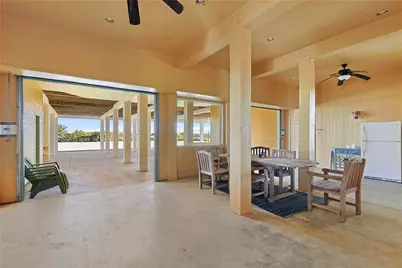 680 Villa Drive, Crystal Beach, TX 77650 - Photo 7