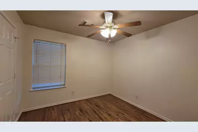 10635 Royal Cavins Drive, Conroe, TX 77303 - Photo 9