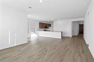 1613 Vista Luna Dr, Texas City, TX 77591 - Photo 13