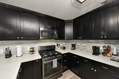 11754 Green Coral Drive, Houston, TX 77044 - Photo 9