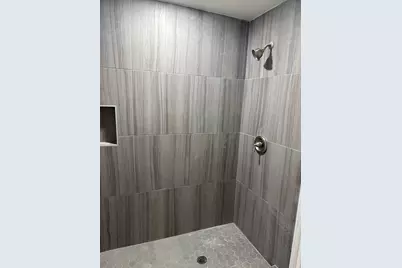 9001 Chatwood Drive, Houston, TX 77078 - Photo 9
