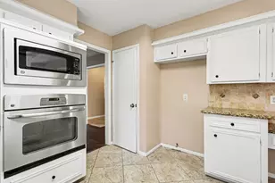 17406 Spicewood Springs Ln, Spring, TX 77379 - Photo 13