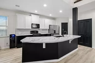202 San Marcos Dr, Baytown, TX 77523 - Photo 11