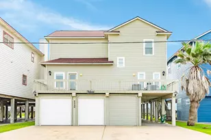 2330 Bluewater Hwy, Surfside Beach, TX 77541 - Photo 3