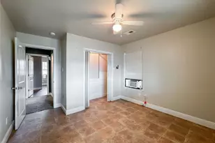 8321 Leander St, Houston, TX 77012 - Photo 9