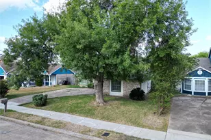 12314 Ashling Dr, Houston, TX 77477 - Photo 3
