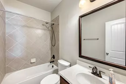 8114 Sweetstone Grove Court, Cypress, TX 77433 - Photo 15