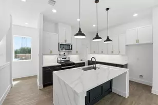 3610 Bastrop St, Houston, TX 77004 - Photo 9