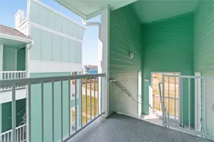 26441 Cat Tail Dr, Galveston, TX 77554 - Photo 11