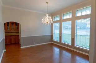 604 Texas Ave, Shiner, TX 77984 - Photo 7