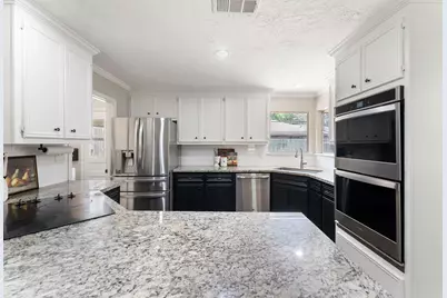 748 Talmalge Hall Drive, Conroe, TX 77302 - Photo 11